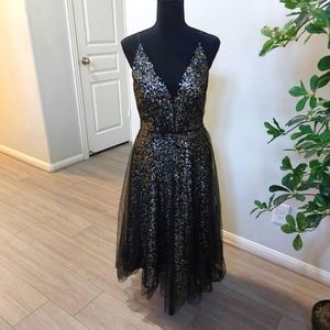 Dress The Population Black Sequin V neck Women's Party Dress Size Small NWT.